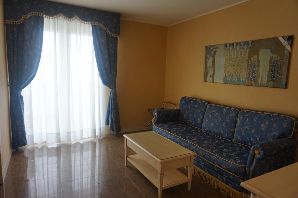 Columbus Hotel 4*