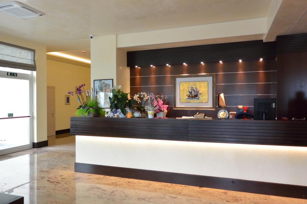 Hotel Columbus