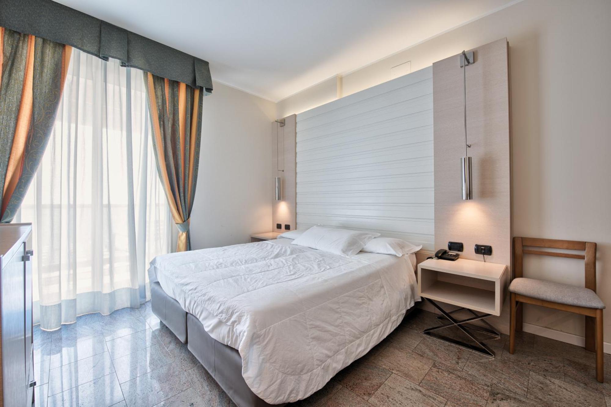 Columbus Hotel 4*