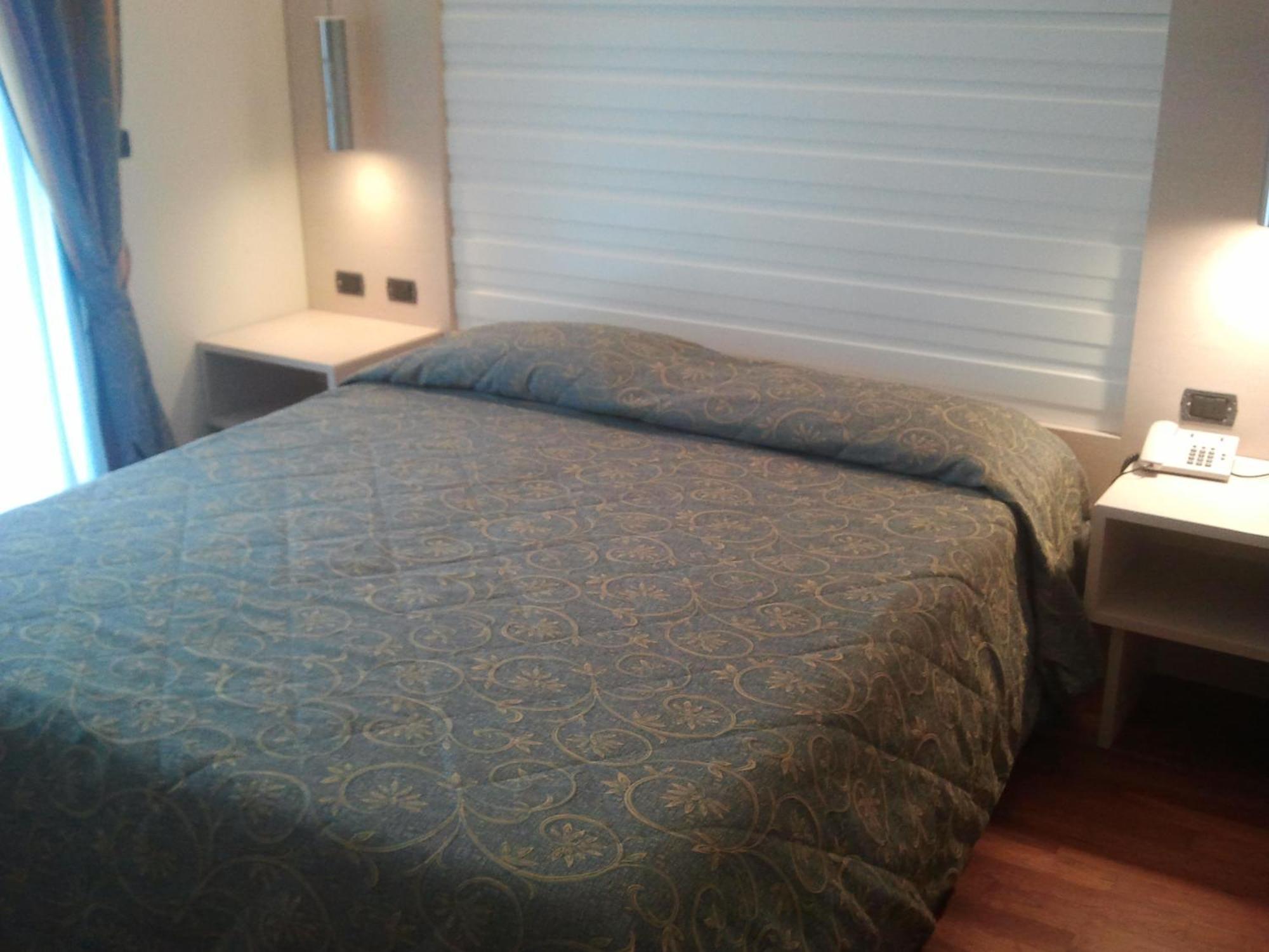 Columbus 4*