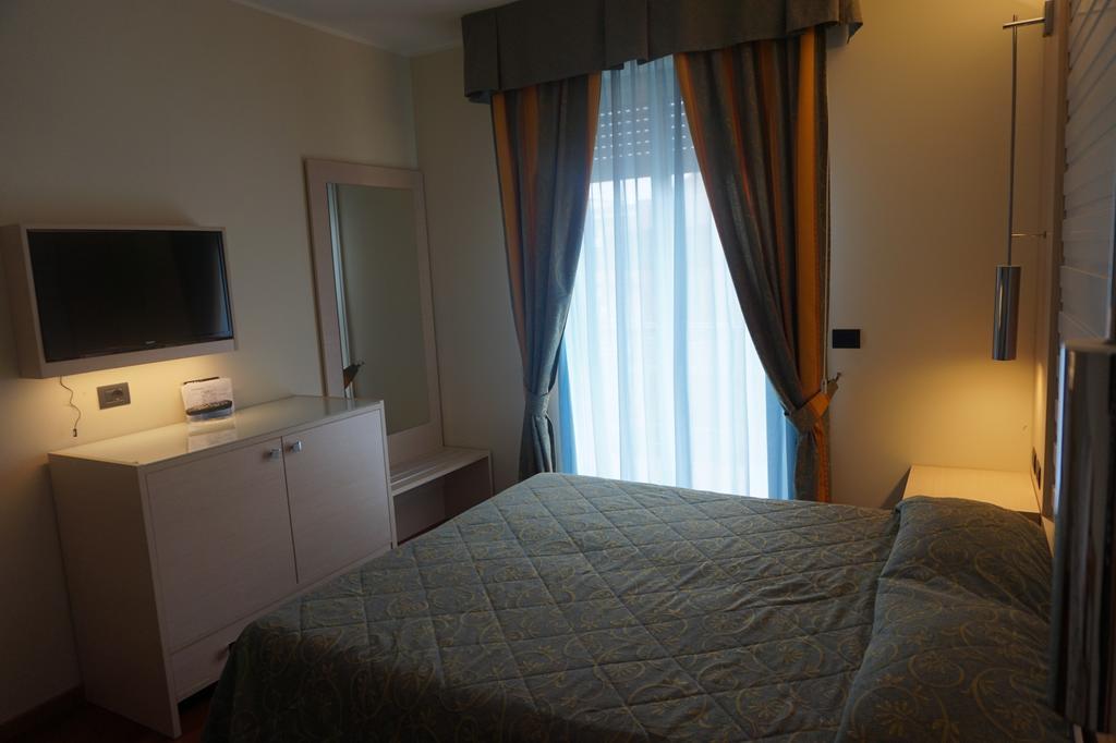 Columbus Hotel 4*